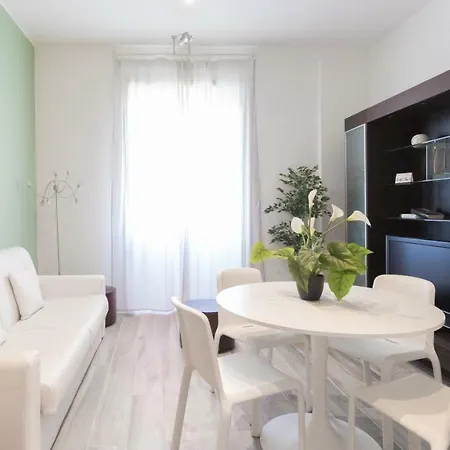Italianway - Merlo 3 * Milánó